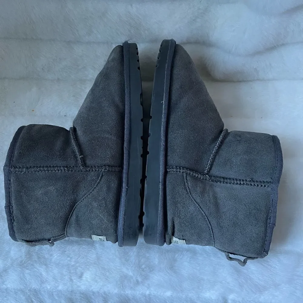 OZWEAR Classic Australian short boots gray suede with shearling lining SZ 10.5W